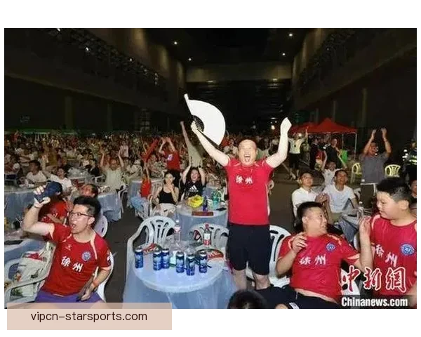 波波足球直播全方位解析赛事看点实时数据与球迷互动体验升级